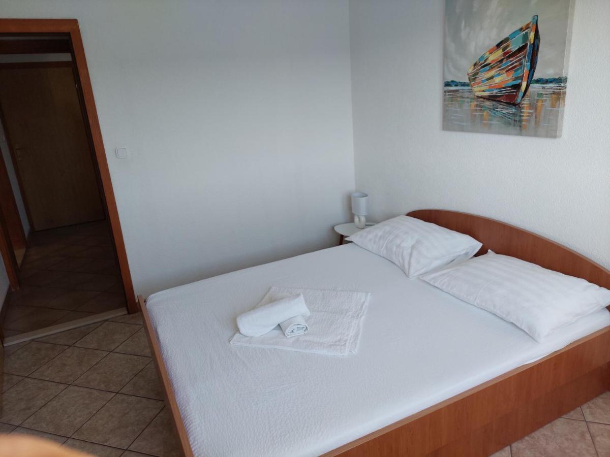 Menalo Neum