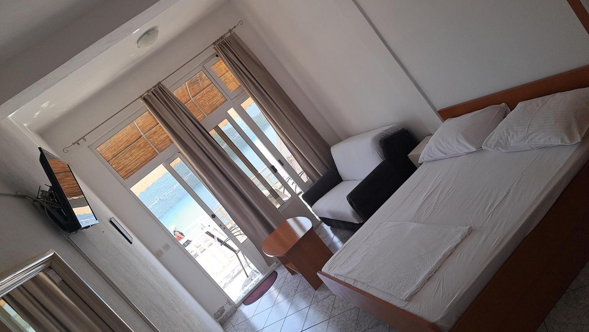 Apartman Menalo *