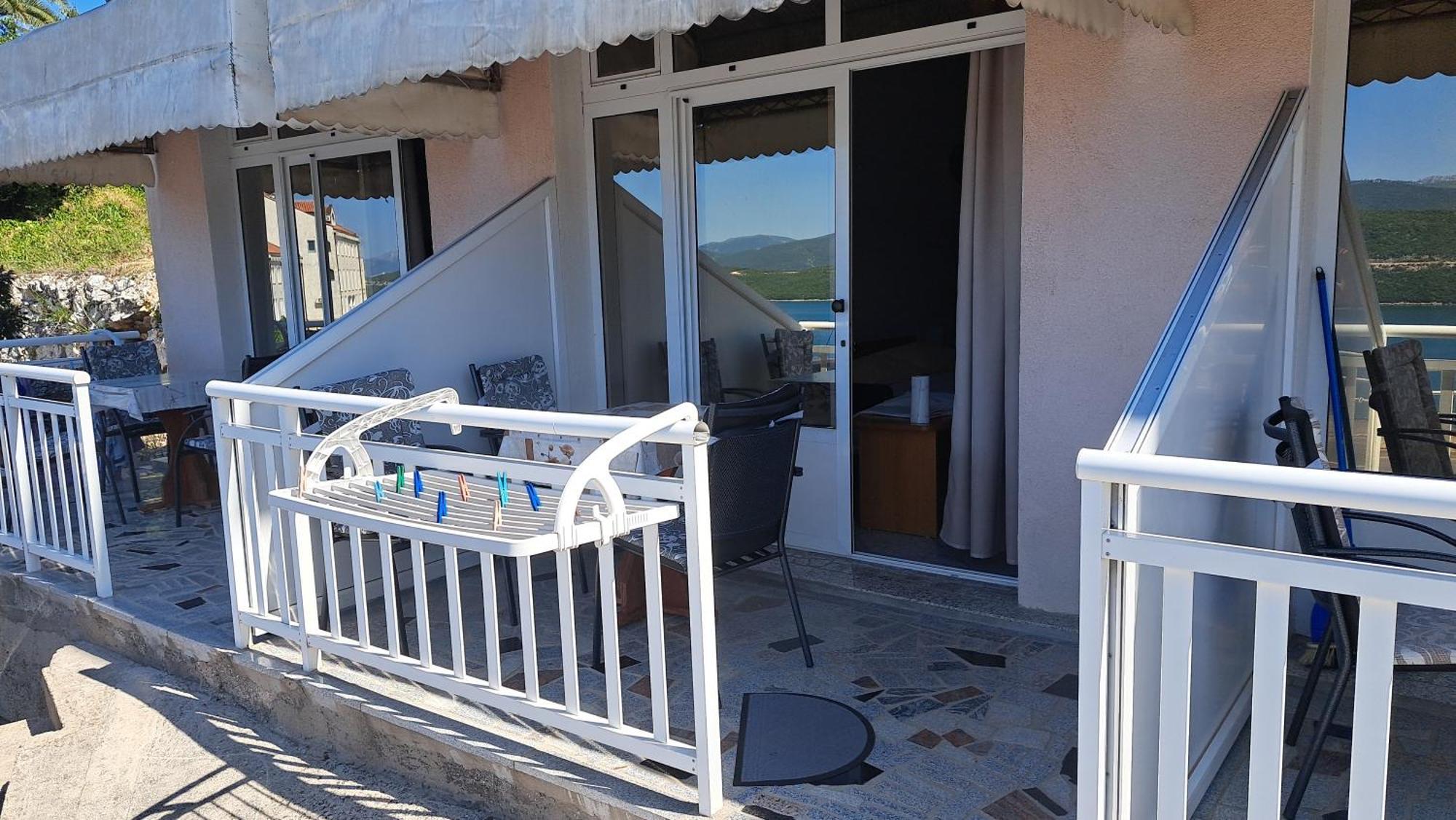 Menalo Neum